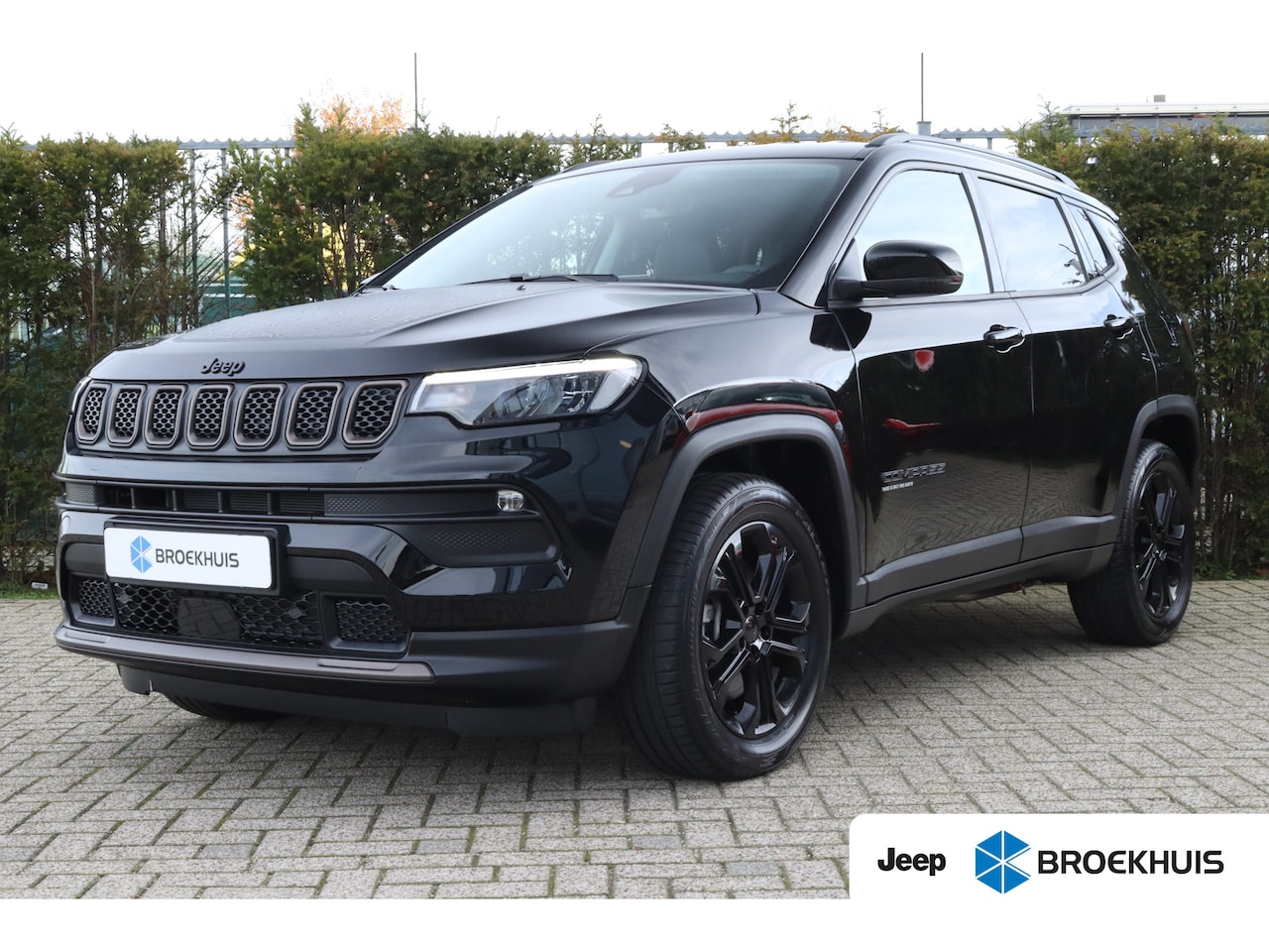 Jeep Compass - 4xe 240 Plug-in Hybrid Electric Upland | Adaptieve Cruise | Camera | Navigatie | Keyless | - AutoWereld.nl