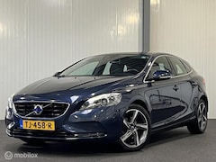 Volvo V40 - 1.6 D2 Momentum Bus. [ xenon cruise BLIS ]