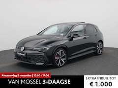 Volkswagen Golf - 1.5 eHybrid GTE 272 PK | Automaat | Plug-In | Panorama Dak | Trekhaak | Black Style | Head