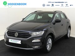 Volkswagen T-Roc - 1.5 TSI Style | Trekhaak | Achteruitrijcamera | Parkeersensoren | Adaptieve cruise control