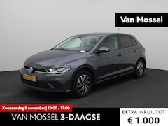 Volkswagen Polo - 1.0 TSI Life Edition Parkeersensoren | Apple carplay | Cruise control | 15 Inch Velgen | A
