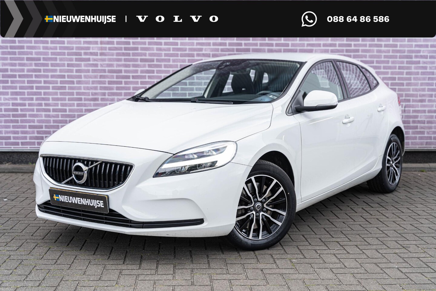 Volvo V40 - 1.5 T2 Polar+ | Automaat | Navi | Stoelverwarming | Park Assist | Cruise Control | High Pe - AutoWereld.nl