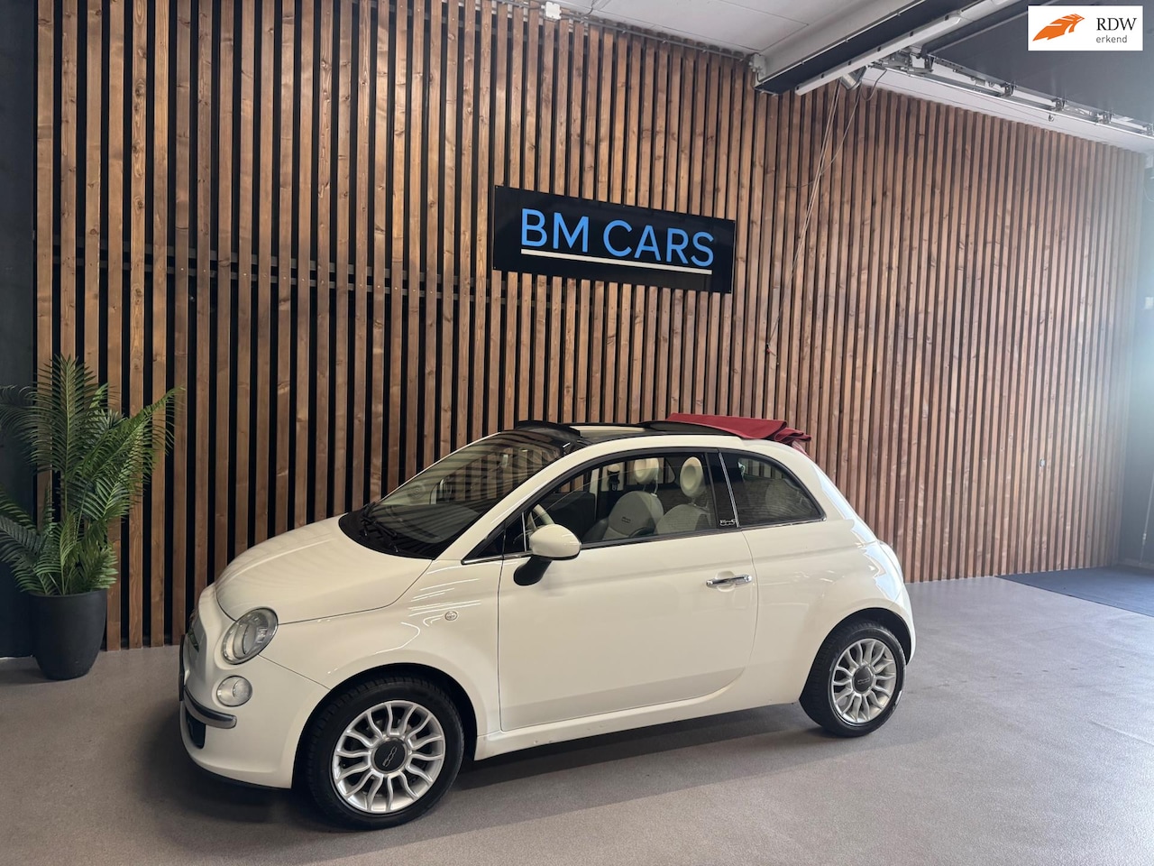 Fiat 500 C - 1.2 Lounge Cabrio,Airco,Parkeersensoren - AutoWereld.nl