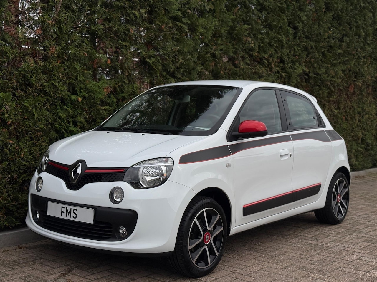 Renault Twingo - 0.9 TCe Intens Android Auto LED Camera - AutoWereld.nl