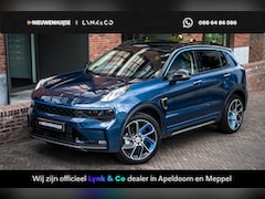 Lynk & Co 01 - 1.5 | 360 Camera | Panoramadak | Adaptieve Cruise Control | Elek. Achterklep | Stoelverwar