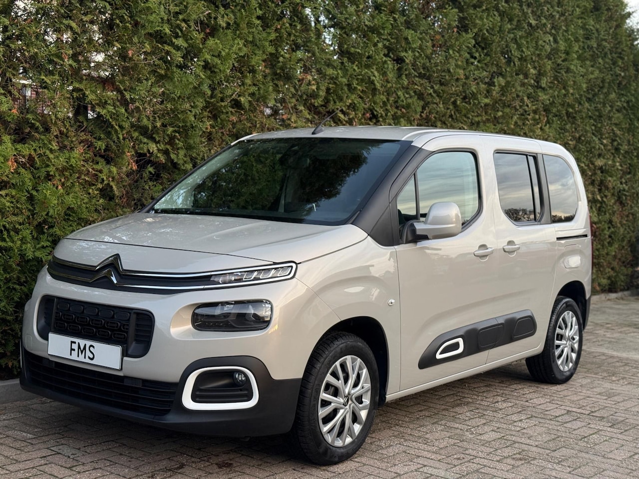 Citroën Berlingo - 1.2 PureTech Feel CarPlay Camera - AutoWereld.nl