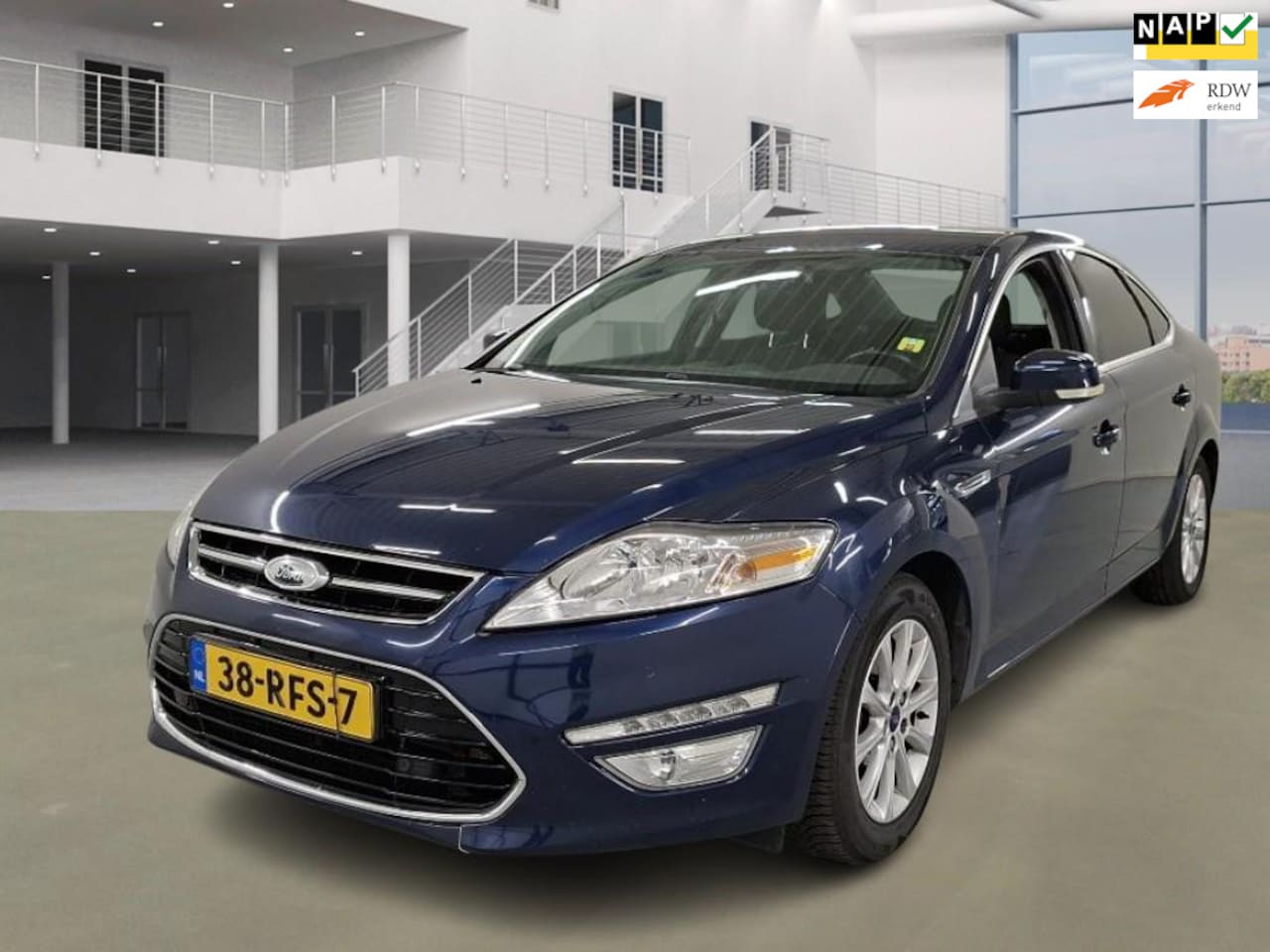 Ford Mondeo - 1.6 EcoBoost Titanium|NAVI|PSENSOR|TREKHAAK|CRUISE - AutoWereld.nl
