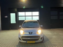 Peugeot 107 - 1.0-12V XS