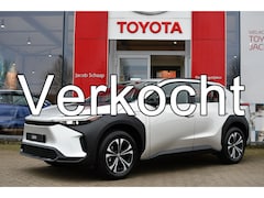 Toyota bZ4X - Active 71 kWh Automaat 204pk | Nieuwprijs: €45.995, - | Warmtepomp | Apple Carplay/Android