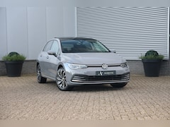 Volkswagen Golf - 1.5 TSI Style NAP|Pano|Camera|Keyless|Sfeerv|Led