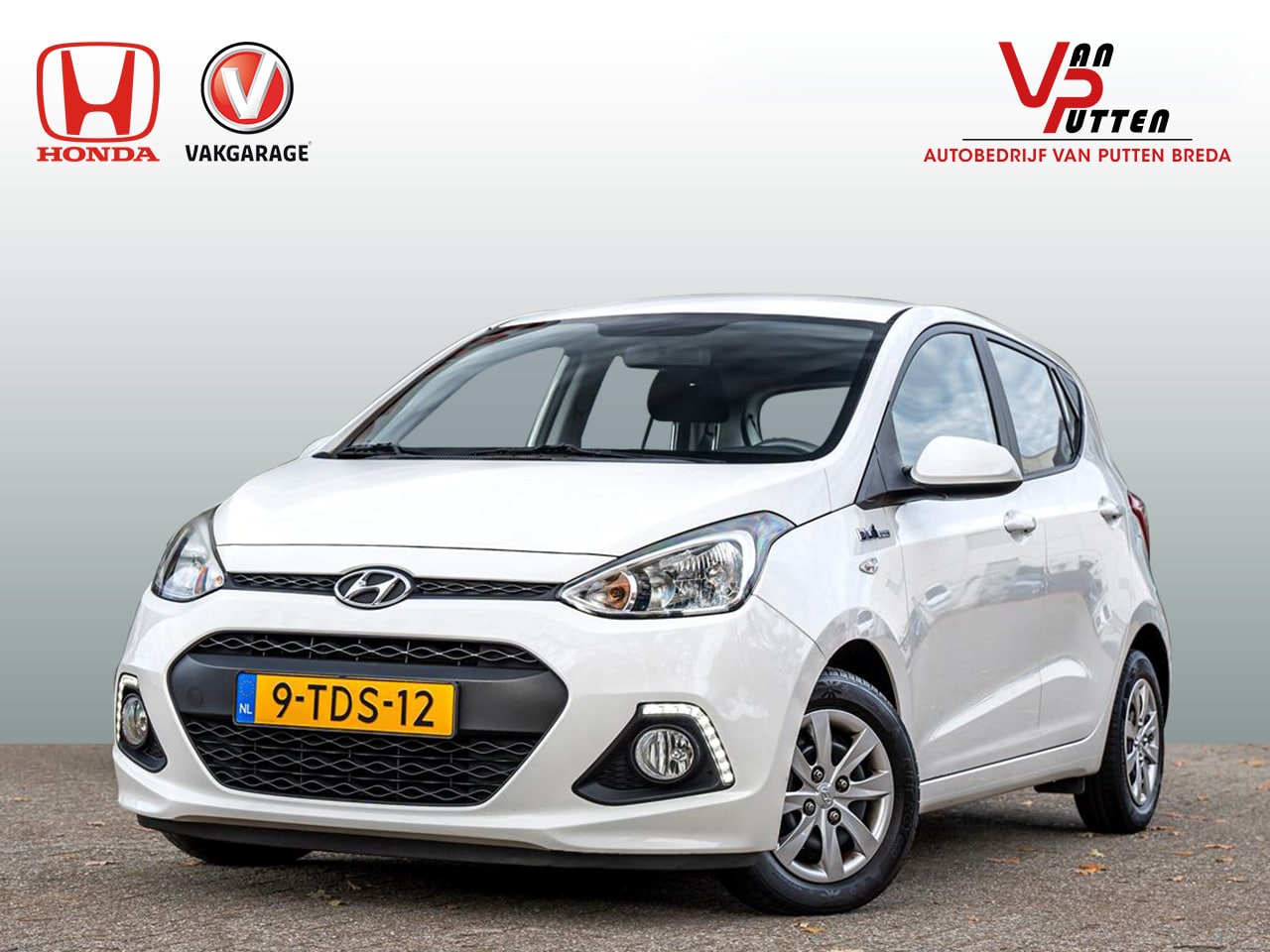 Hyundai i10 - 1.0i Comfort Plus | 4 deurs | IJskoude Climate Control | Dealeronderhouden | Handsfree bel - AutoWereld.nl