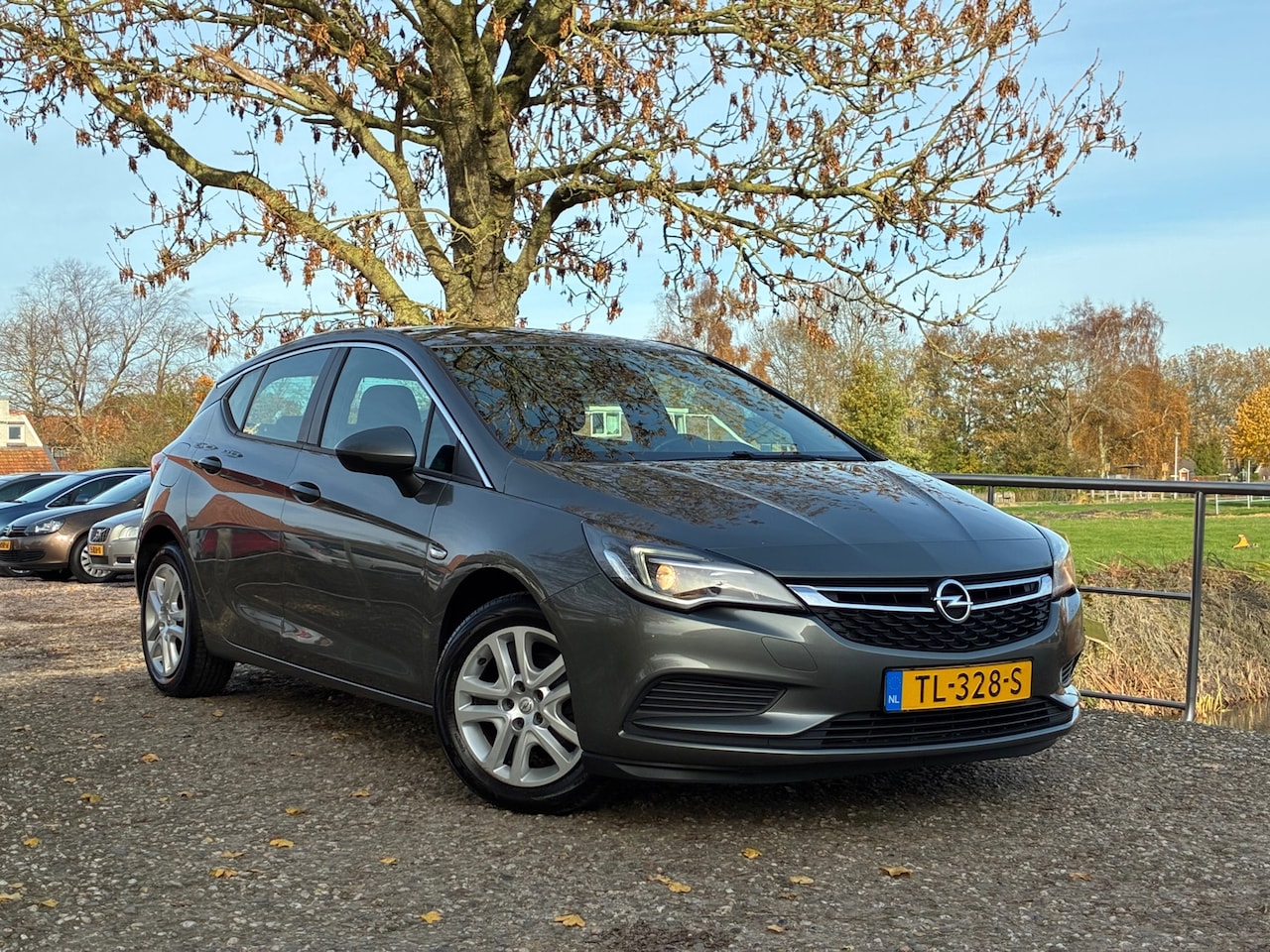 Opel Astra - 1.0 Business+ | Navi + Bluetooth + Clima + Cruise + Airco nu € 5.975,-!!! - AutoWereld.nl
