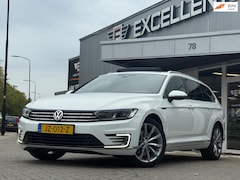 Volkswagen Passat Variant - 1.4 TSI GTE Highline|Pano|Navi