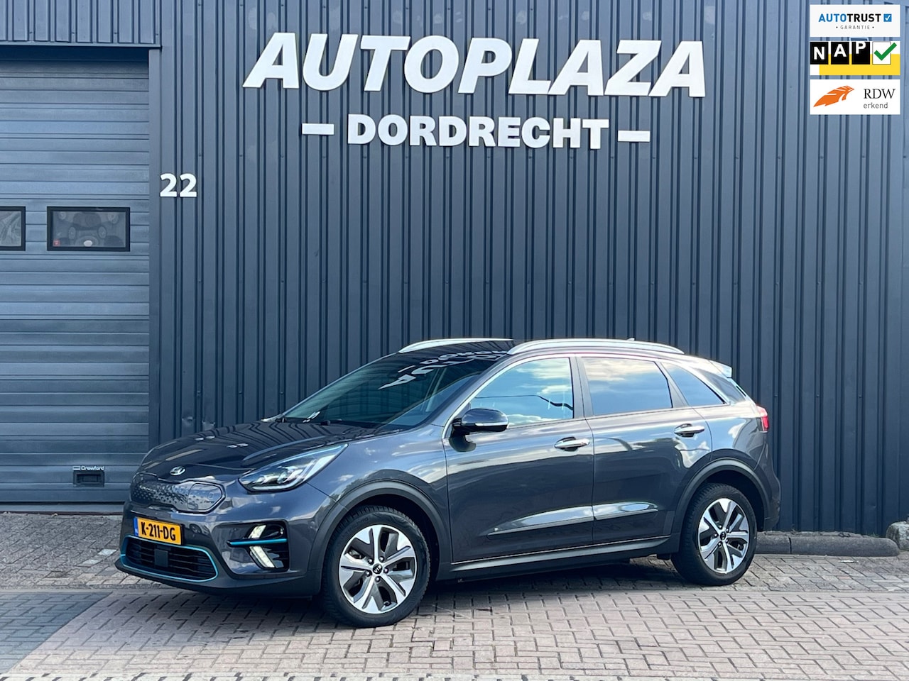 Kia e-Niro - ExecutiveLine 64 kWh SOH 100%/ACC/JBL/CAMERA - AutoWereld.nl