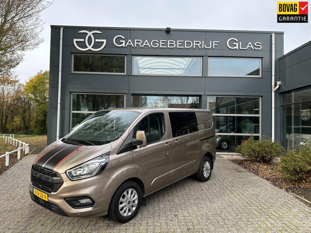 Ford Transit Custom - 280 2.0 TDCI L1H1 Limited DC dubbele cabine - AutoWereld.nl