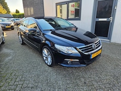 Volkswagen Passat CC - 1.8 TSI 4p|Clima|Cruise|Navi|Trekhaak