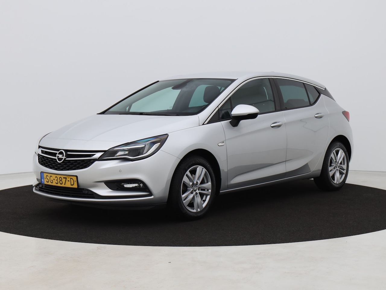 Opel Astra - 1.0 Online Edition | NAVI - AutoWereld.nl