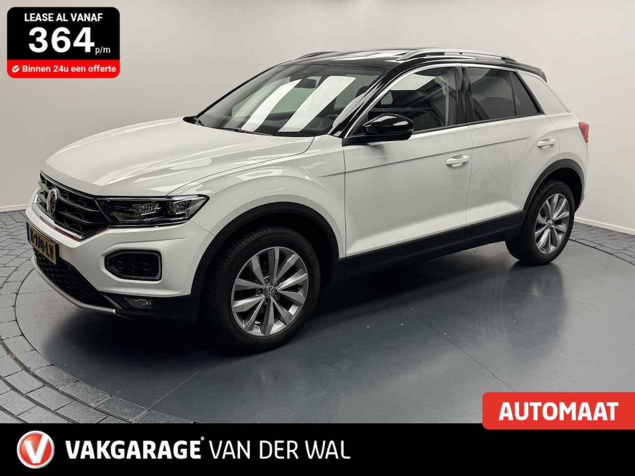 Volkswagen T-Roc - 1.5 TSi Sport Automaat-Trekhaak-Panoramadak-Navigatie-Carplay-Adapt.Cr.contr-Clima-Camera- - AutoWereld.nl