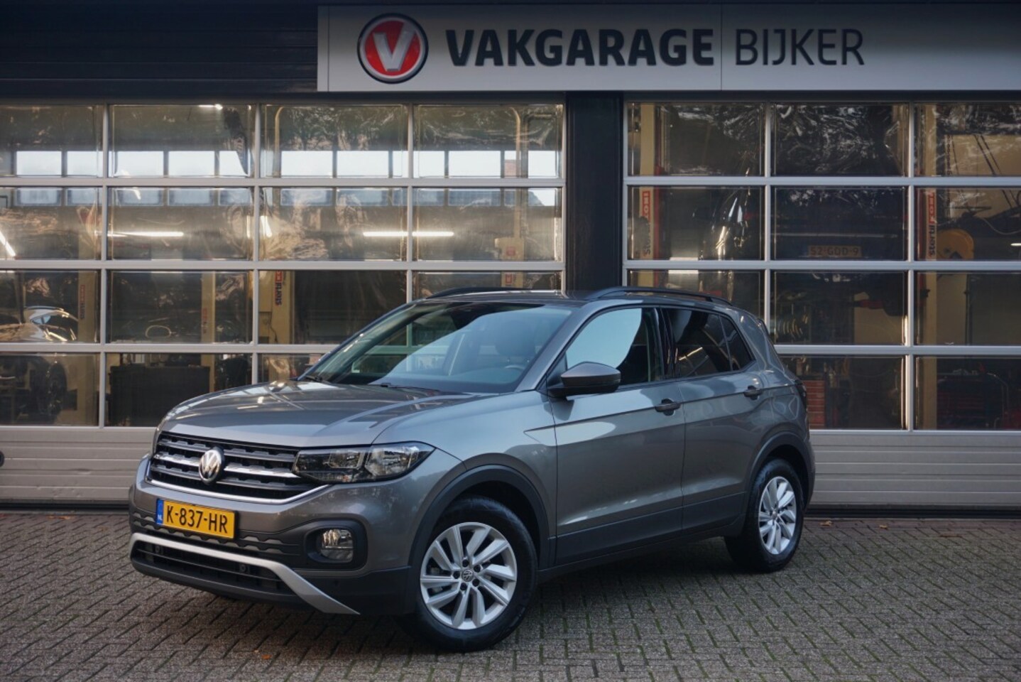 Volkswagen T-Cross - 1.0 TSI Life Trekhaak/Navi/App-Connect! - AutoWereld.nl