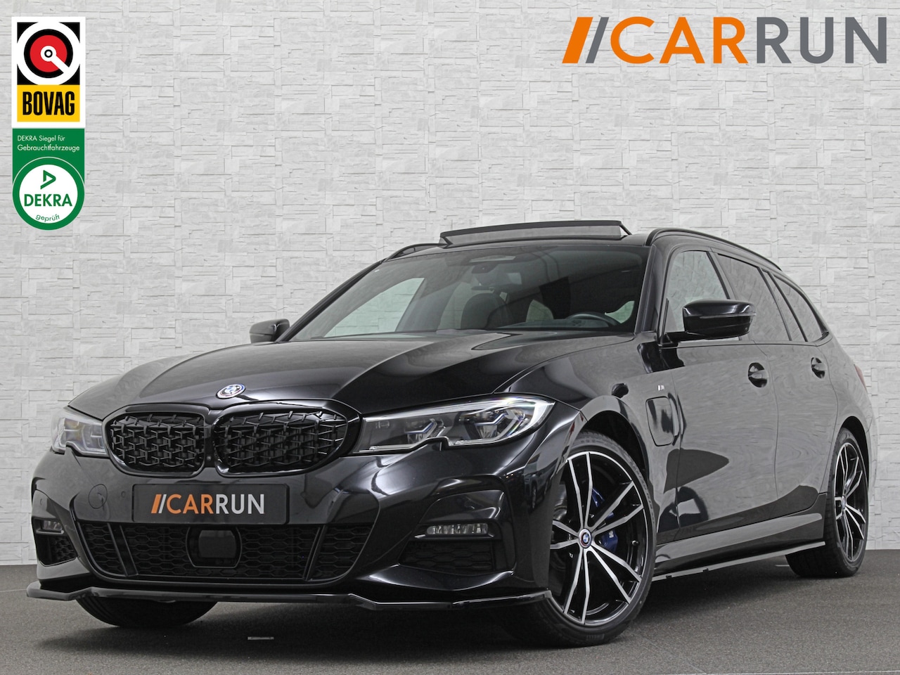 BMW 3-serie Touring - 330e 292PK xDrive M-Sport Pro | 360 Camera | ACC | Panorama | Laser-LED | Leder | M-Sportr - AutoWereld.nl