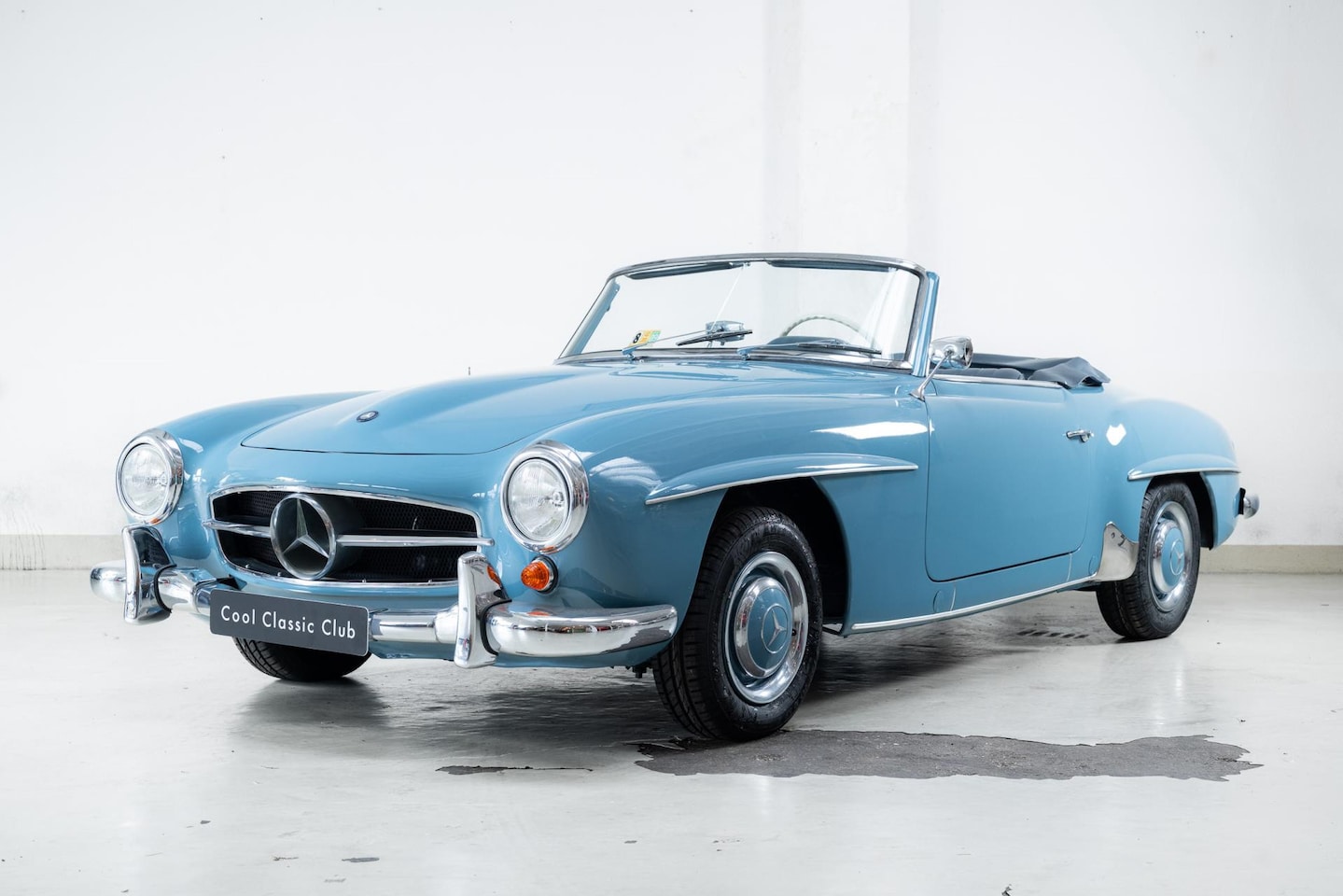Mercedes-Benz SL-klasse Cabrio - 190 - Original Hell Blau - Complete restoration - Offered with the "Daten-Karte - - AutoWereld.nl