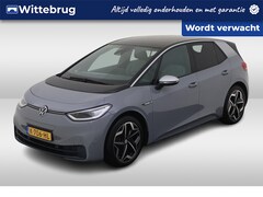 Volkswagen ID.3 - First Plus 58 kWh 204pk / Navigatie / LM 19 inch / Zwart dak / APP / Camera / Keyless / Pa