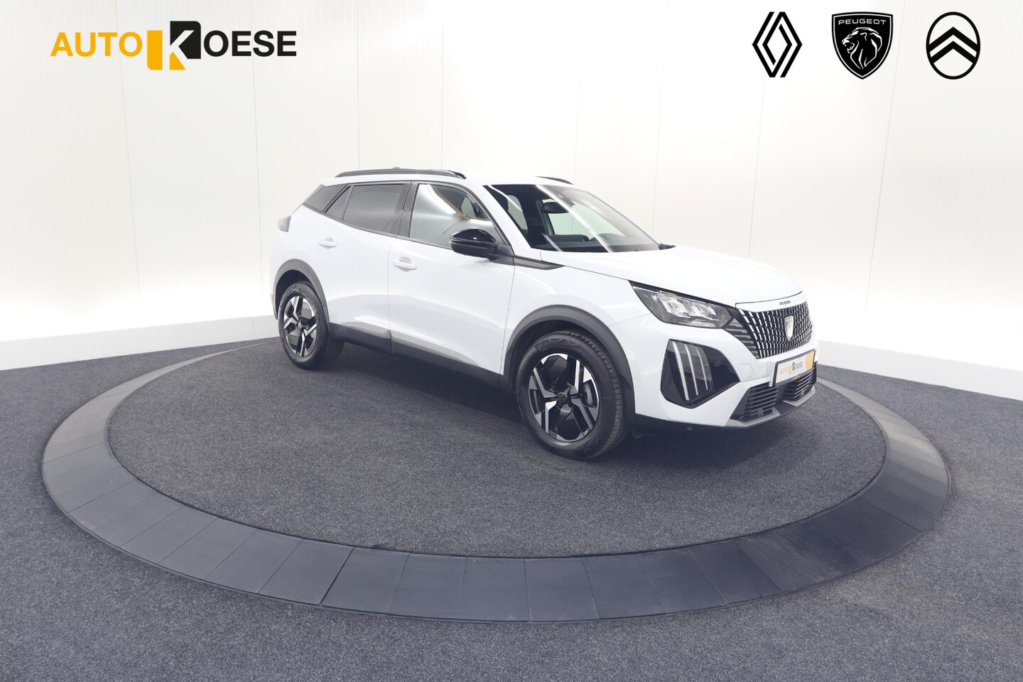 Peugeot 2008 - PureTech 100 Allure | Camera | Navigatie | Parkeersensoren | Apple Carplay - AutoWereld.nl