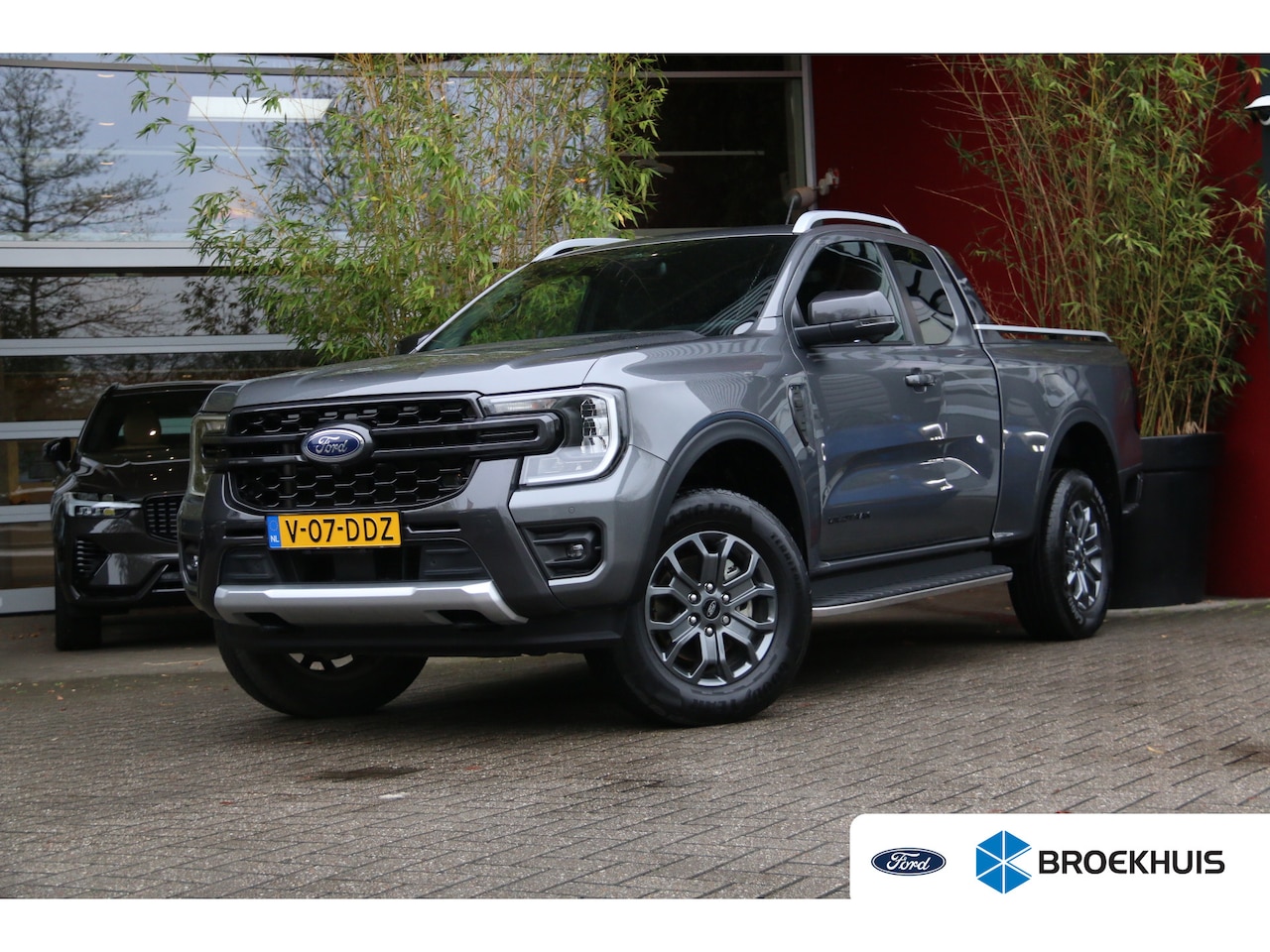 Ford Ranger - 2.0 Wildtrak Super Cab EcoBlue | Trekhaak | Camera | Leer | 360-graden camera - AutoWereld.nl