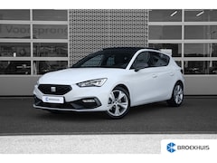 SEAT Leon - 1.0 eTSI 110pk DSG FR Business Intense | Panorama dak | Dodehoekdetectie | Camera achter |