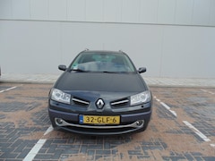Renault Mégane Grand Tour - 2.0-16V Tech Line LPG G3 AUTOMAAT