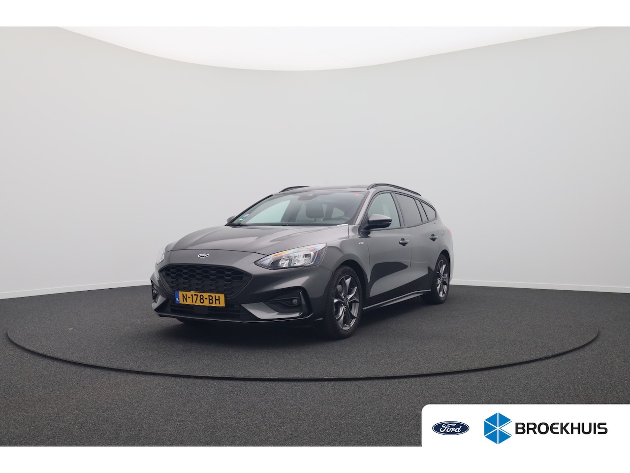 Ford Focus Wagon - 1.0 EcoBoost Hybrid ST Line Business | Achteruitrijcamera | Audio installatie premium | Cr - AutoWereld.nl