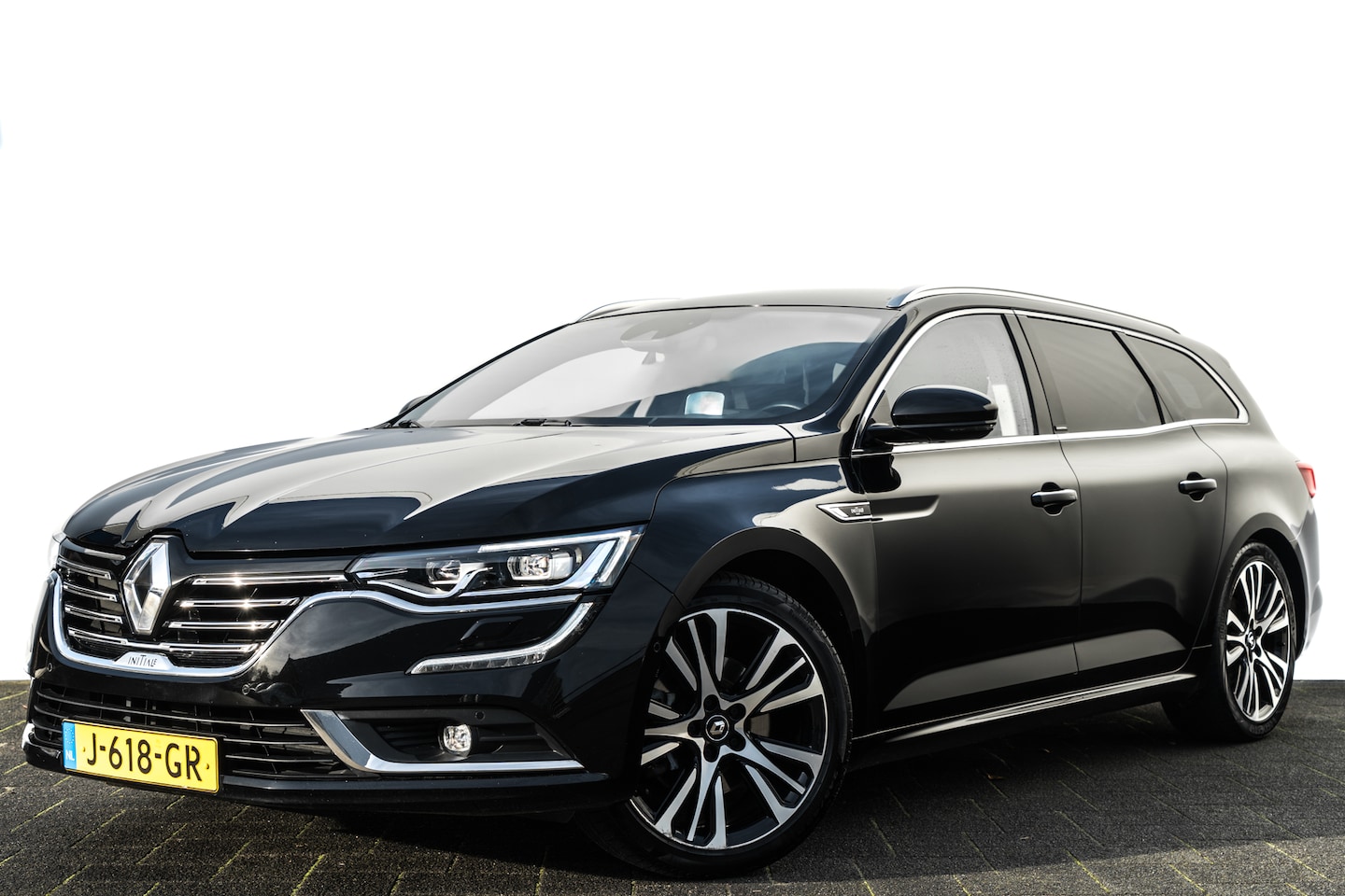 Renault Talisman Estate - 1.6 TCe Initiale Paris | Leder | Adapt Cruise | Trekhaak | Massage | Head-Up | LED - AutoWereld.nl