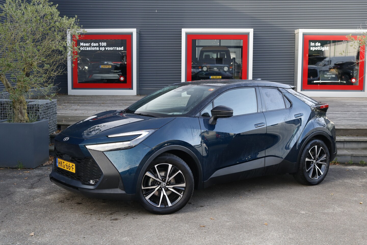 Toyota C-HR - 1.8 Hybrid 140 First Edition - AutoWereld.nl