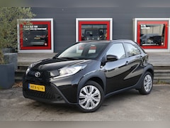 Toyota Aygo X - 1.0 VVT-i MT Play | Apple Carplay | Achteruitrijcamera |