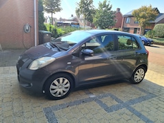 Toyota Yaris - 1.3 VVTi Sol