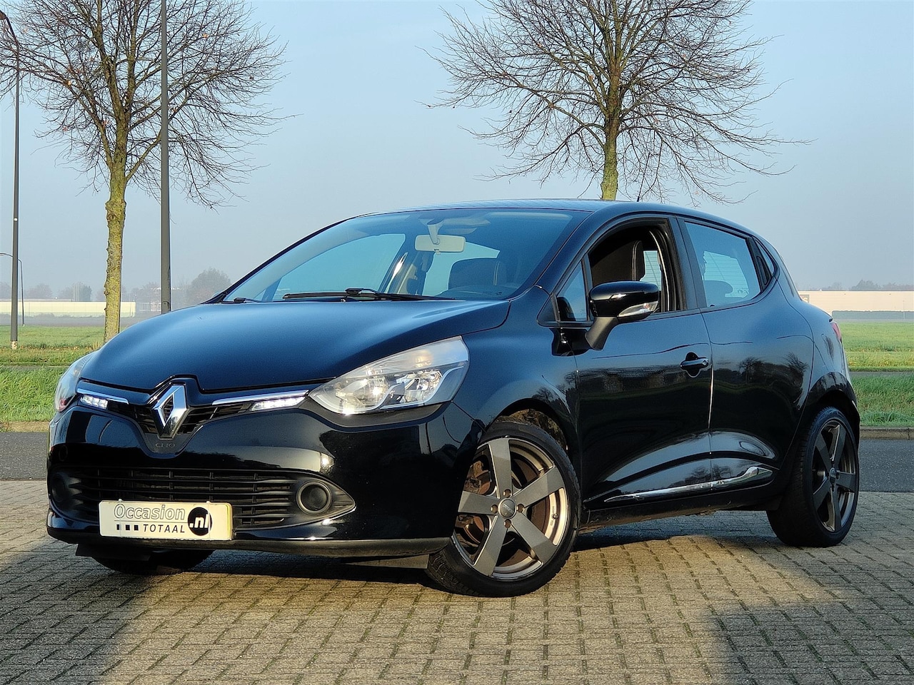 Renault Clio - 0.9 TCe Dynamique | Navigatie | Cruise | Bluetooth - AutoWereld.nl