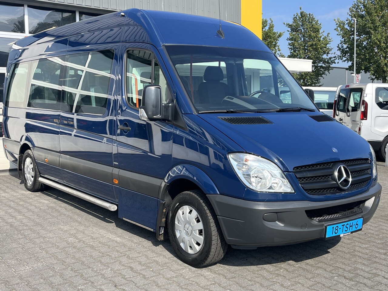 Mercedes-Benz Sprinter - Rolstoelbus 8-persoons 313 2.2 CDI 432 HD Euro 6 Airco Rolstoel- lift Invalide vervoer 8 p - AutoWereld.nl