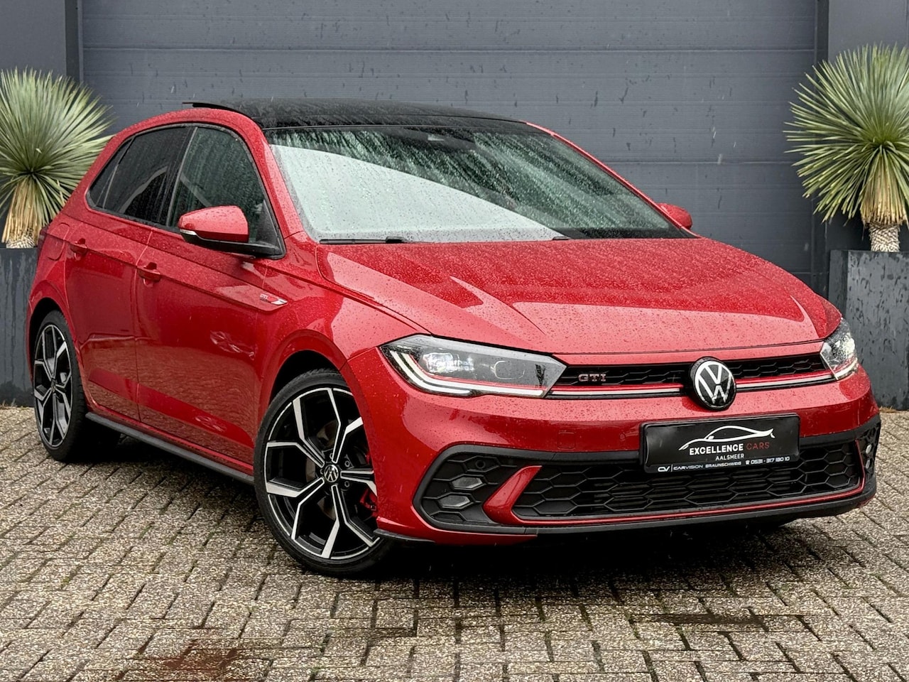 Volkswagen Polo - 2.0 TSI GTI Pano Automaat IQ-Light Virtual Cockpit - AutoWereld.nl