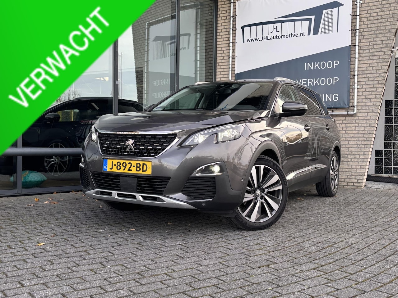 Peugeot 5008 - 1.2 PureTech*NAVI*CAM*HAAK*CRUISE*ECC*CARPLAY*7PER - AutoWereld.nl