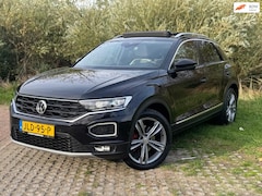 Volkswagen T-Roc - 4-MOTION/PANO/XENON/LEDER/VOLLE AUTO