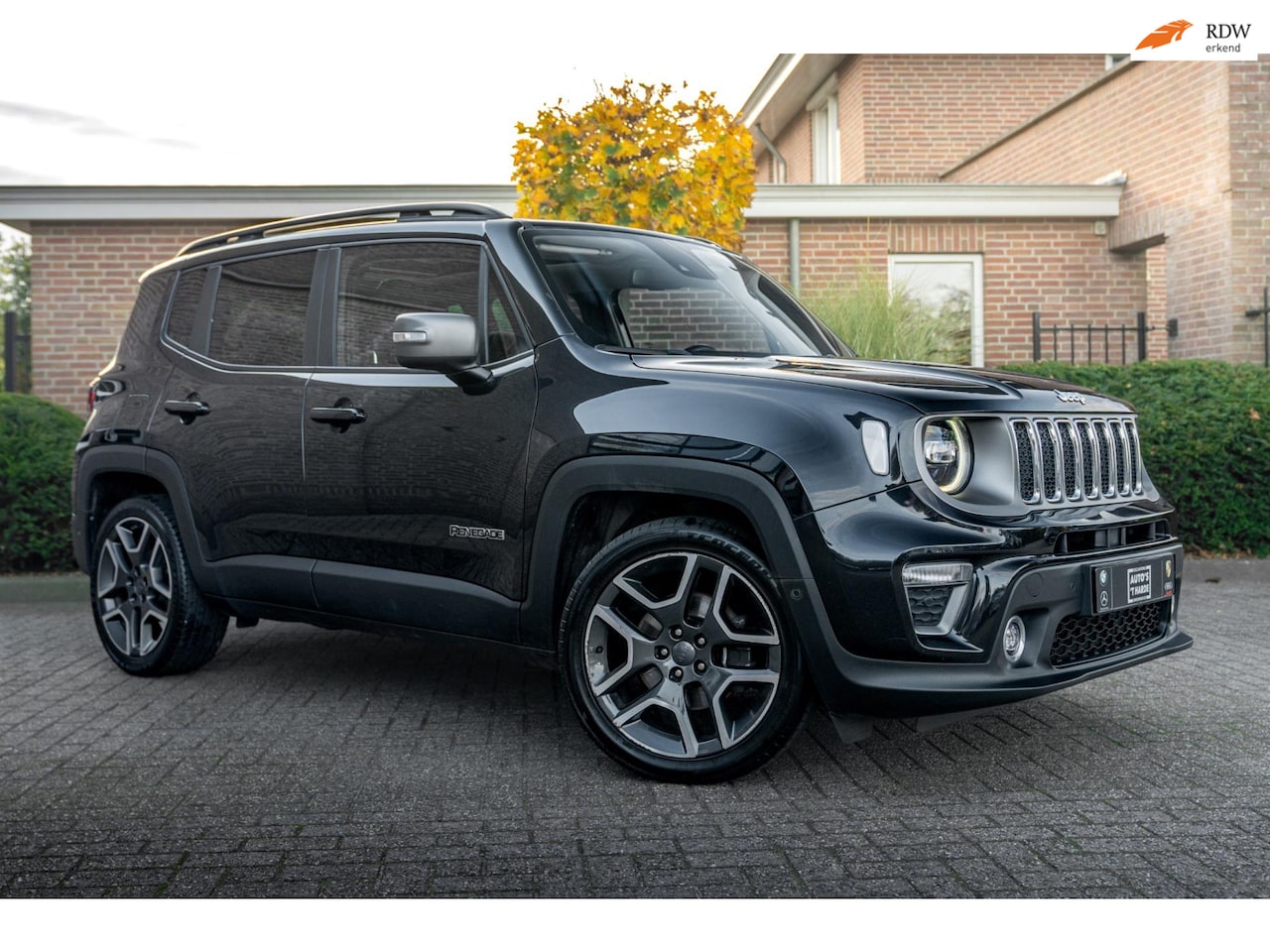 Jeep Renegade - 1.0T 80th Anniversary Limited 120 PK Panoramadak Camera Leder Xenon Lane-Assist PDC 19'' - AutoWereld.nl