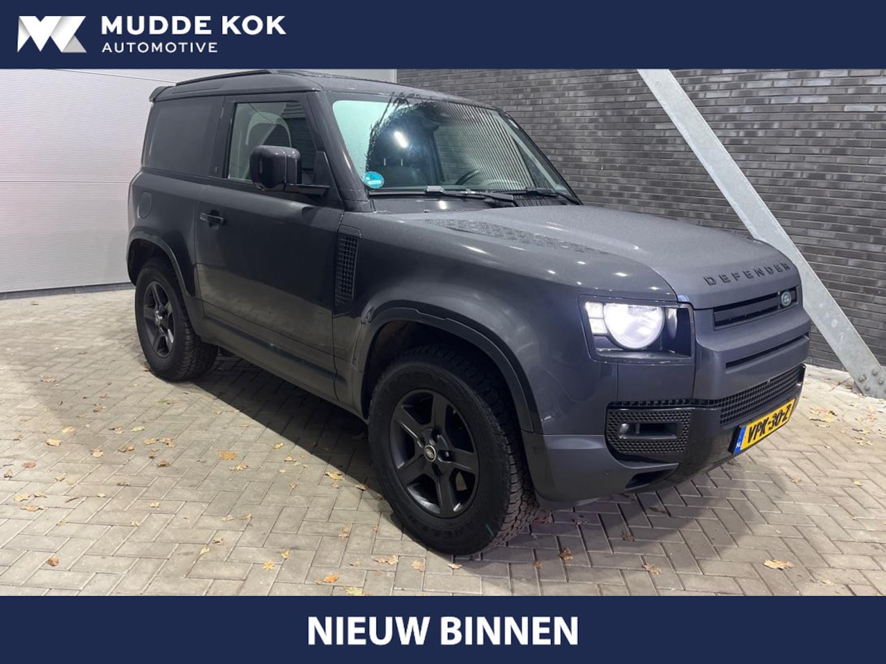 Land Rover Defender 90 - 3.0 D200 MHEV | COMMERCIAL | ACC | Trekhaak | Stoel+Stuurverwarming | 360° Camera - AutoWereld.nl