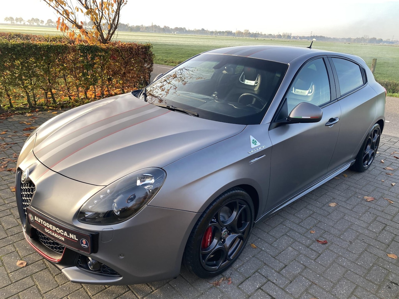 Alfa Romeo Giulietta - 1.750 Turbo Veloce Grigio Magnesio super mat! - AutoWereld.nl