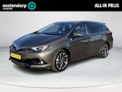 Toyota Auris - 1.8 Hybrid Dynamic | Navigatie | Stoelverwarming | Parkeersensoren | 17 inch LM-velgen |