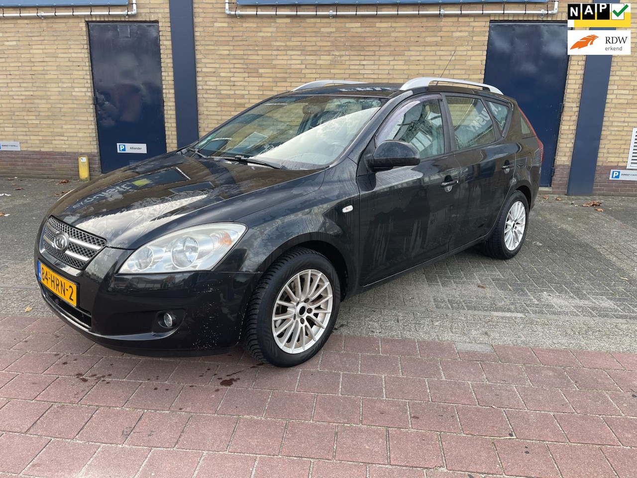 Kia Cee'd Sporty Wagon - 1.4 X-ecutive ISG 1.4 X-ecutive ISG - AutoWereld.nl