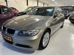 BMW 3-serie - 318i Business Line/AUTOMAAT