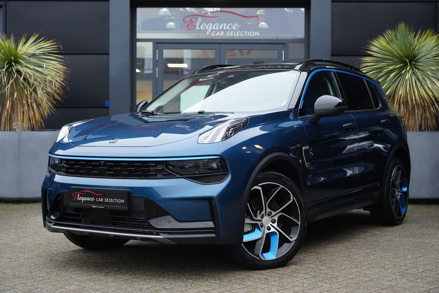 Lynk & Co 01 - 1.5 262pk Panoramadak/Stoelverwarming/360Camera - AutoWereld.nl