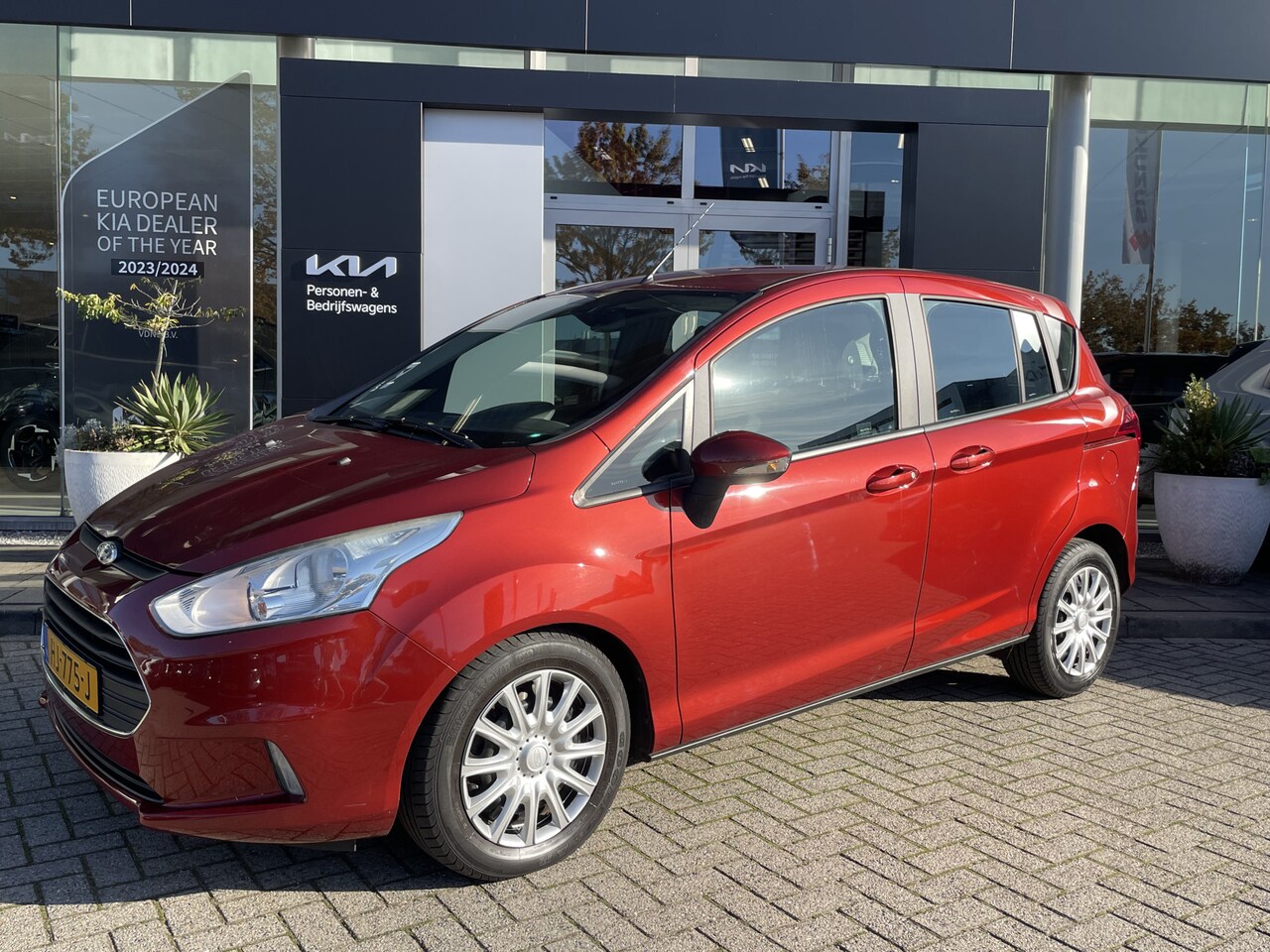 Ford B-Max - 1.0 EcoBoost Style 1e eigenaar // dealeronderhouden - AutoWereld.nl