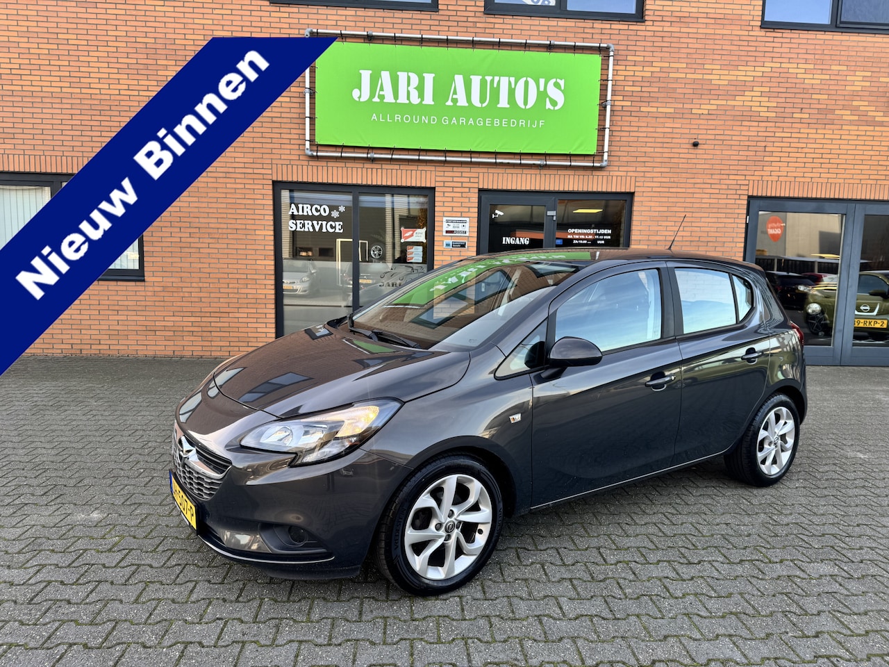 Opel Corsa - 1.4 Edition Weinig km! - AutoWereld.nl