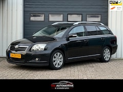 Toyota Avensis Wagon - 1.8 VVTi Luna Business 2e EIG/NAVI/PDC